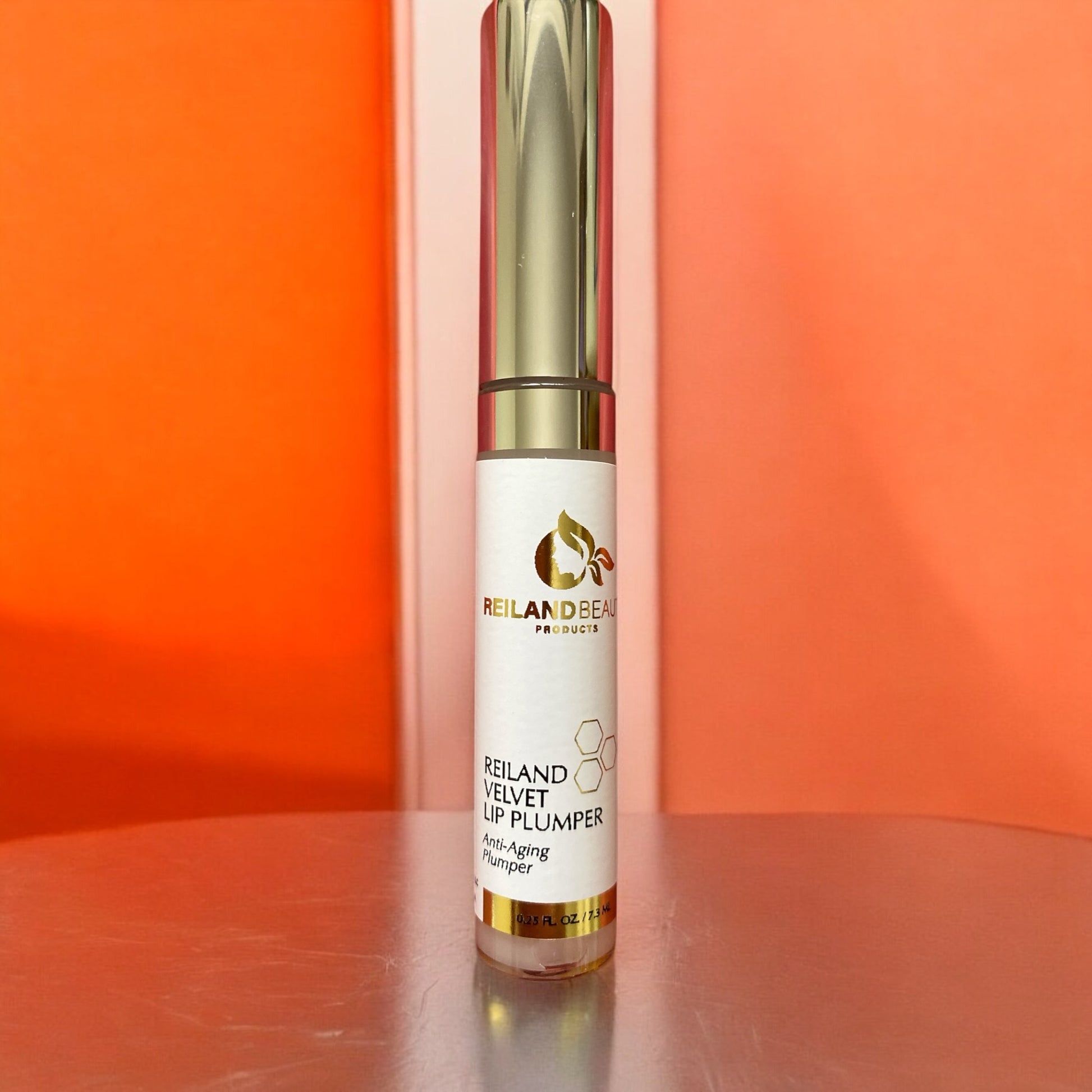 Luxury Lip Plumper with Peptides & Vitamin B3 – Hydrating & Age-Defying Formula