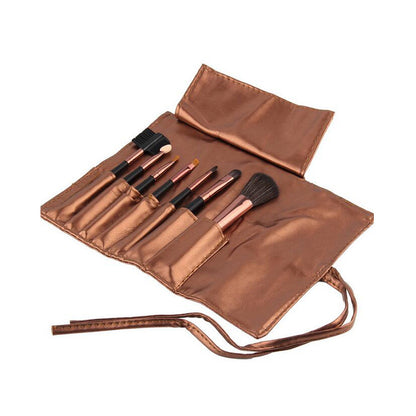 Cosmetic brush - Reiland Beauty Products, LLC